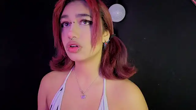 zoelight18 online show from September 2025 04:26:01 AM