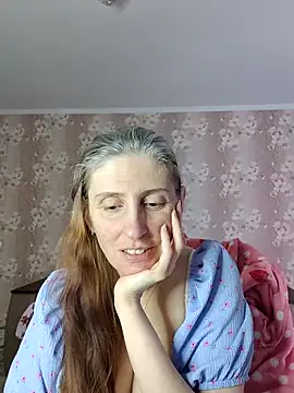 Snapshot of CandiCole chatting on June 2026 03:13:02 AM CandiCole online show from June 2026 03:13:02 AM