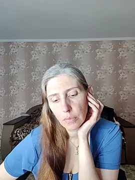 Snapshot of CandiCole chatting on July 2026 05:42:02 AM CandiCole online show from July 2026 05:42:02 AM