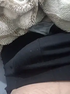 Snapshot of Abodi12aa77 chatting on April 2026 01:17:01 AM Abodi12aa77 online show from April 2026 01:17:01 AM