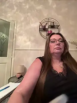 BuxomKitty BBW online show from April 2026 07:40:02 PM