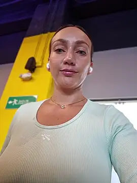 Ninabigtitied online show from July 2026 05:28:01 PM