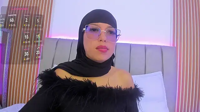 naishaa  online show from November 2025 06:40:02 PM