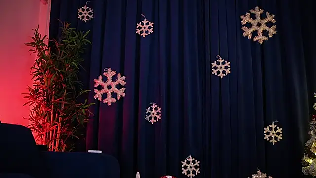  ChloeLee  online show from December 2025 07:53:02 PM