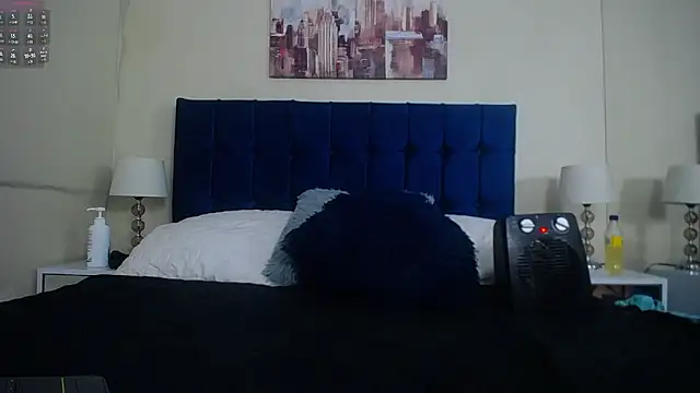 Emma Foxi online show from November 2025 09:46:02 PM