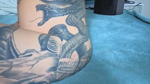 Emma Foxi online show from April 2026 06:10:01 PM