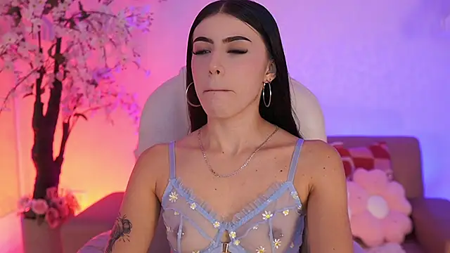 JadeSummerr online show from April 2026 11:36:01 AM