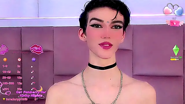 Baby FenixTS online show from December 2025 09:21:02 PM