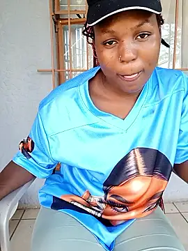 SweetHoney21  online show from January 2026 03:05:02 PM