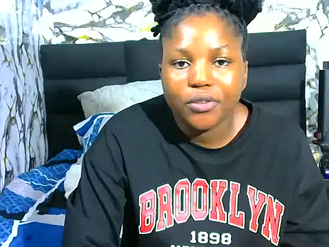 SweetHoney21  online show from March 2026 05:09:01 PM