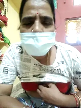 Snapshot of Darshini-Lovely chatting on November 2025 06:33:01 AM Darshini-Lovely online show from November 2025 06:33:01 AM