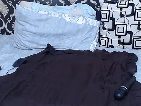 HoneyDripz 94 online show from October 2025 08:53:02 PM