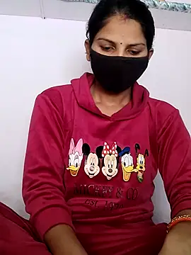 poojam93 online show from November 2025 04:01:02 AM