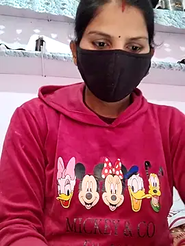 poojam93 online show from December 2025 02:38:01 AM