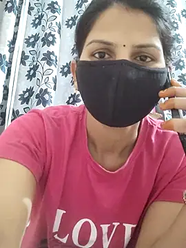 poojam93 online show from February 2026 02:20:02 AM