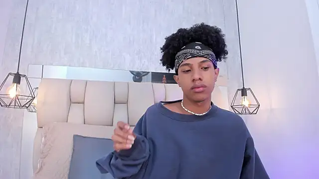 Johan gz  online show from October 2025 11:29:02 AM