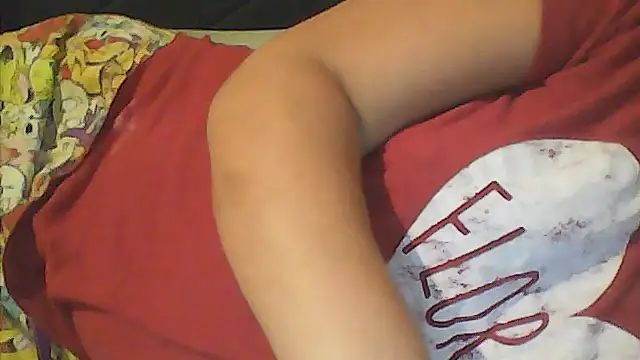 sarahkat86 online show from March 2026 12:46:02 AM