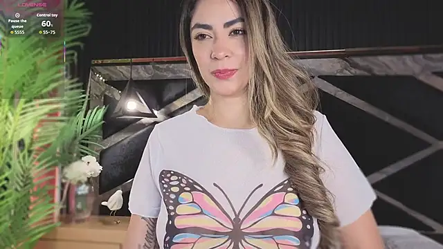 CristalHeart  online show from October 2025 12:02:01 PM