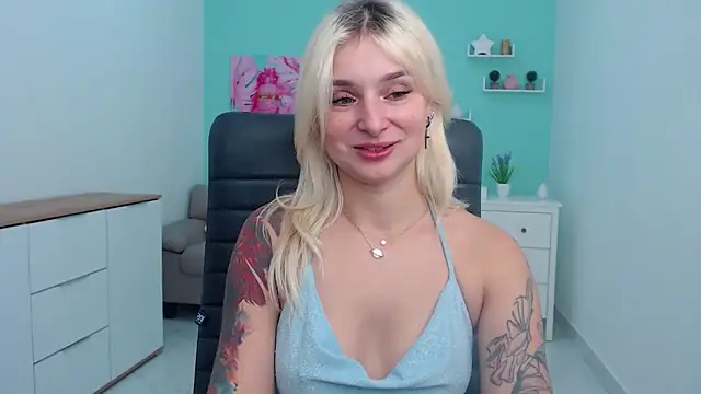 LilFleurish online show from October 2025 05:17:02 AM