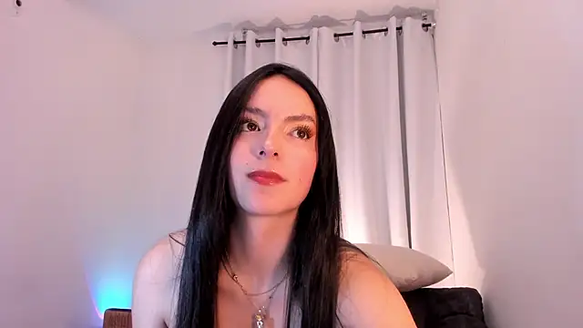 sarah saenz  online show from April 2026 08:28:02 AM