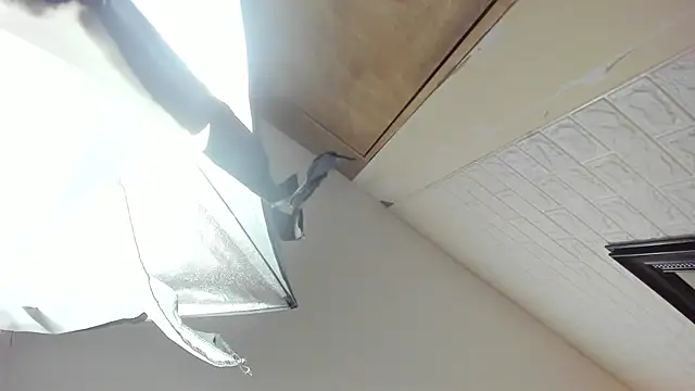 sweet  vanessa1 online show from April 2026 12:23:01 AM