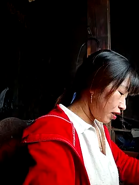 ngocngoc cute online show from November 2025 01:06:02 AM