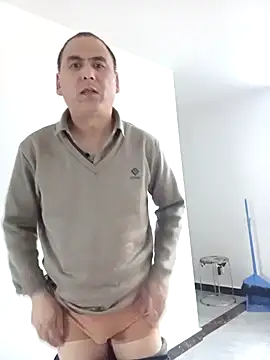 CWQ123 online show from March 2026 01:45:01 AM