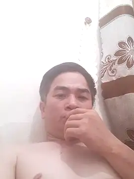 Snapshot of Brongiep chatting on September 2025 11:48:01 AM Brongiep online show from September 2025 11:48:01 AM