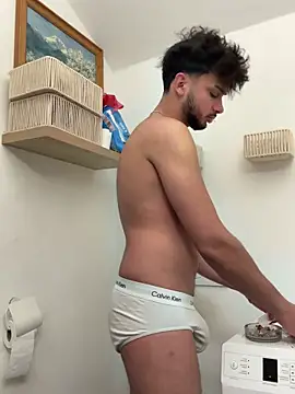 Gipsyboysteve online show from April 2026 03:24:02 AM