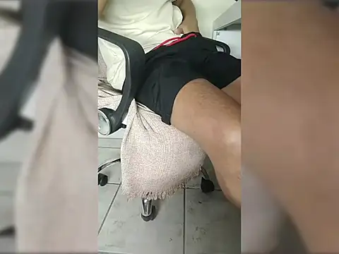 Snapshot of Rafael_Privacy chatting on March 2026 11:48:01 PM Rafael Privacy online show from March 2026 11:48:01 PM