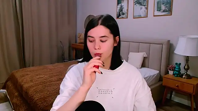 lil angel  online show from March 2026 08:53:01 AM