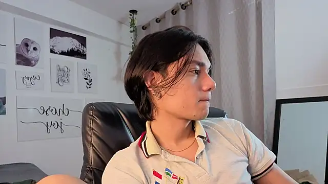 davoxer online show from December 2025 03:01:02 AM