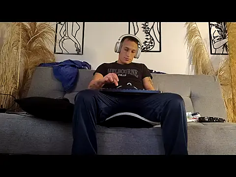 Masterblue hot online show from February 2026 09:21:01 PM