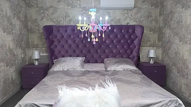 Anna Kenann online show from October 2025 07:05:02 AM