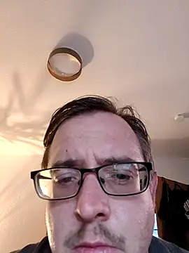 Plautze66 online show from April 2026 04:34:01 AM