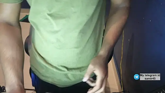 Snapshot of fit201 chatting on September 2025 07:08:02 AM fit201 online show from September 2025 07:08:02 AM