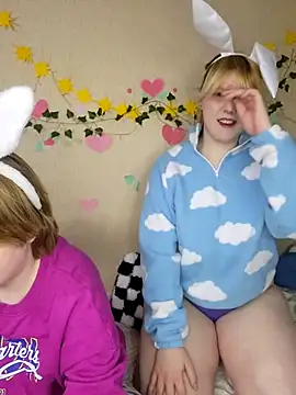 xrixsyx and ricky online show from April 2026 05:44:01 PM