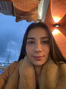 -juicy  online show from February 2026 11:14:01 PM