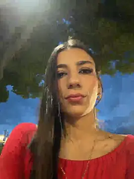 Snapshot of -juicy_ chatting on May 2026 11:23:01 PM -juicy online show from May 2026 11:23:01 PM