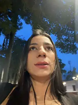 Snapshot of -juicy_ chatting on June 2026 11:27:02 PM -juicy online show from June 2026 11:27:02 PM
