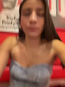 Snapshot of -juicy_ chatting on June 2026 10:35:01 PM -juicy online show from June 2026 10:35:01 PM
