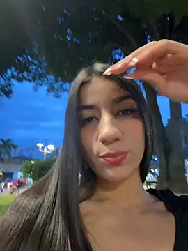 Snapshot of -juicy_ chatting on July 2026 11:22:01 PM -juicy online show from July 2026 11:22:01 PM
