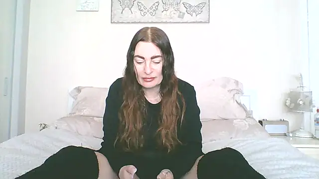 EllaKent online show from April 2026 02:34:01 PM