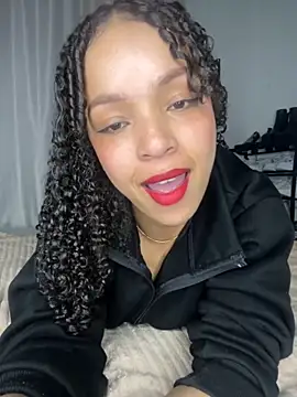 Yasmin777  online show from November 2025 11:49:02 PM