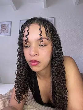 Yasmin777  online show from March 2026 06:24:01 PM