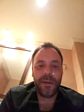 manchego85 online show from April 2026 11:40:02 PM