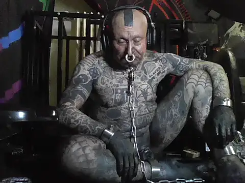 Snapshot of object857 chatting on January 2026 01:32:01 AM object857 online show from January 2026 01:32:01 AM