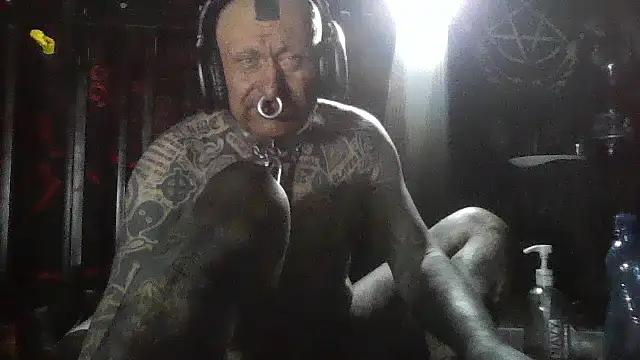 object857 online show from April 2026 11:49:02 PM