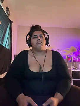 1n0nlythroat online show from January 2026 11:19:01 PM