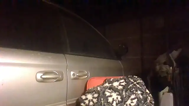 1n0nlythroat online show from July 2026 04:19:01 AM
